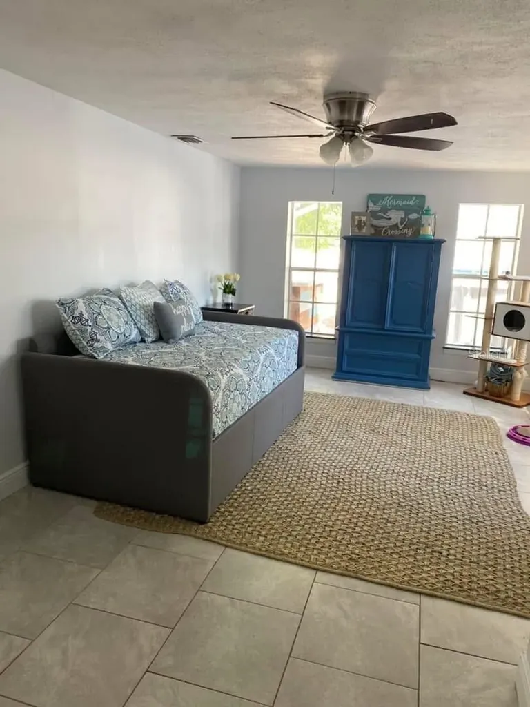 5240 School Road New Port Richey FL 34653