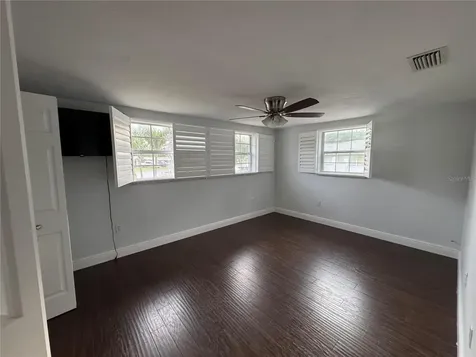 5240 School Road New Port Richey FL 34653