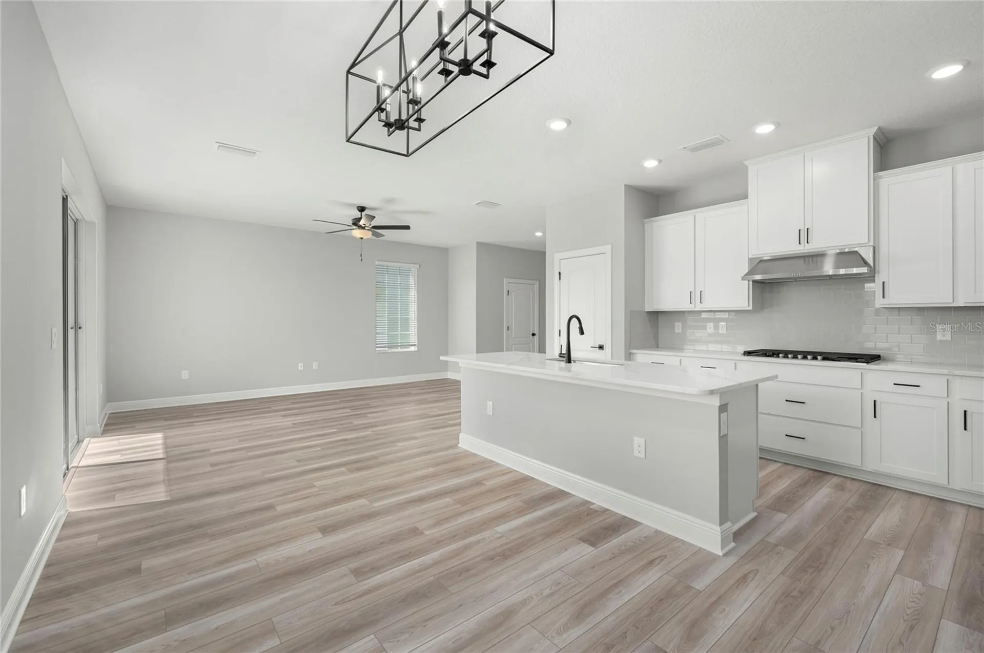 7886 Somersworth Drive Kissimmee FL 34747
