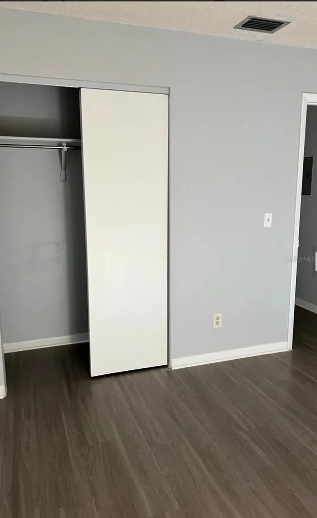 709 Oceanside Circle Ruskin FL 33570