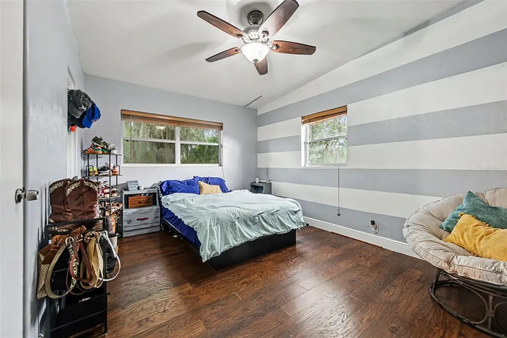 1909 Jasper Drive Orlando FL 32807