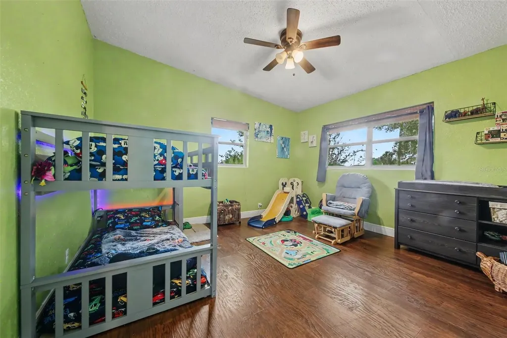 1909 Jasper Drive Orlando FL 32807