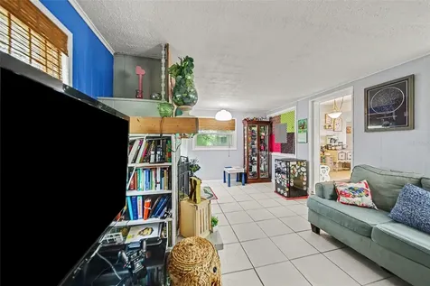 1909 Jasper Drive Orlando FL 32807
