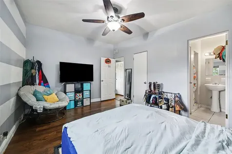 1909 Jasper Drive Orlando FL 32807