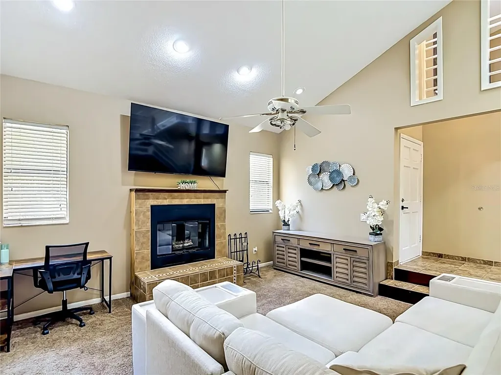 87 1st Avenue NW Lutz FL 33548