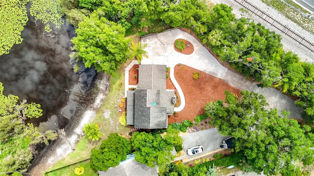 87 1st Avenue NW Lutz FL 33548