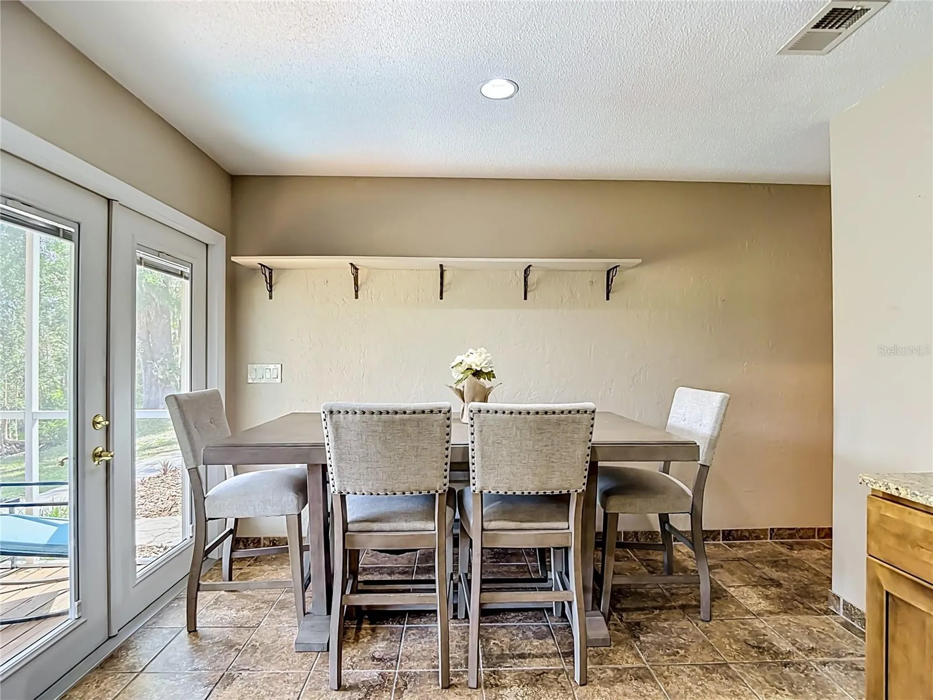 87 1st Avenue NW Lutz FL 33548