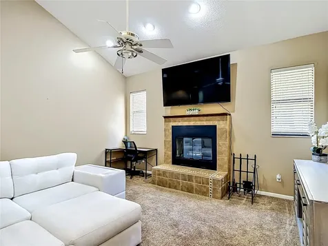 87 1st Avenue NW Lutz FL 33548