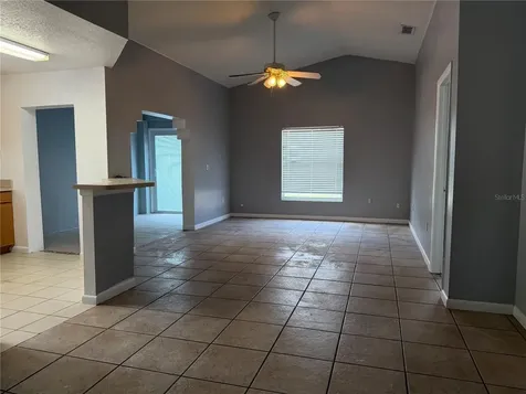 2427 Camden Oaks Place Valrico FL 33594
