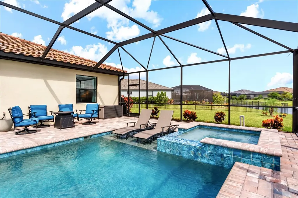 5105 Marina Basin Court Bradenton FL 34211