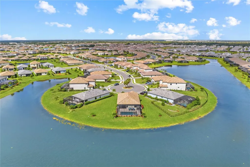 5105 Marina Basin Court Bradenton FL 34211