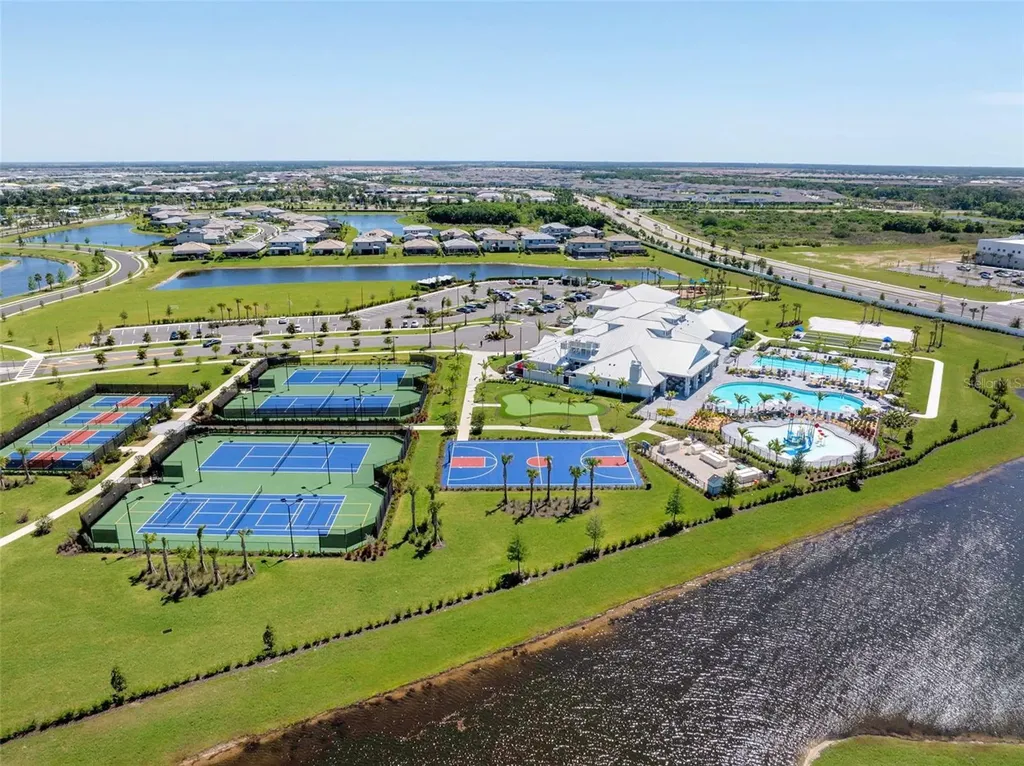 5105 Marina Basin Court Bradenton FL 34211