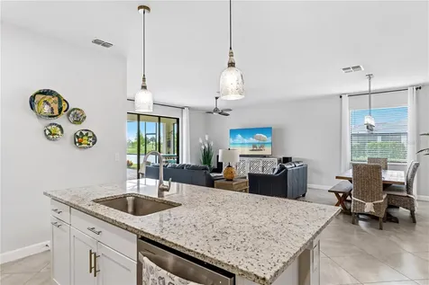 5105 Marina Basin Court Bradenton FL 34211