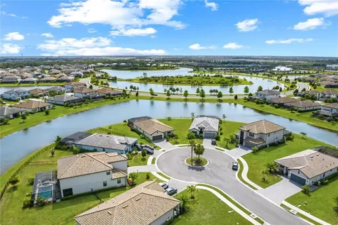 5105 Marina Basin Court Bradenton FL 34211
