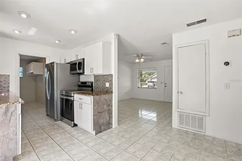 283 S 3rd Street Lake Mary FL 32746
