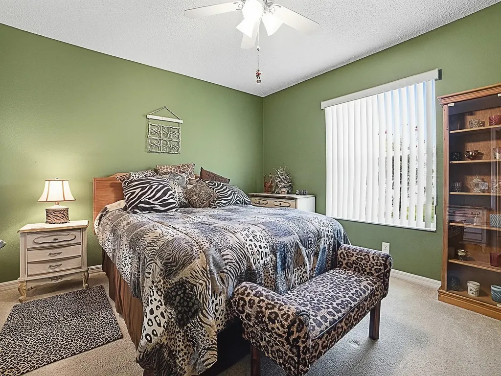 1033 Meadowbend Drive Leesburg FL 34748