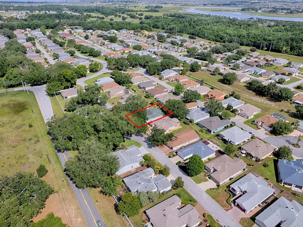 1033 Meadowbend Drive Leesburg FL 34748