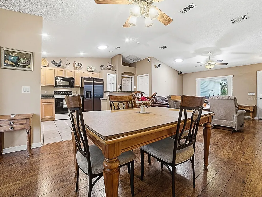 1033 Meadowbend Drive Leesburg FL 34748