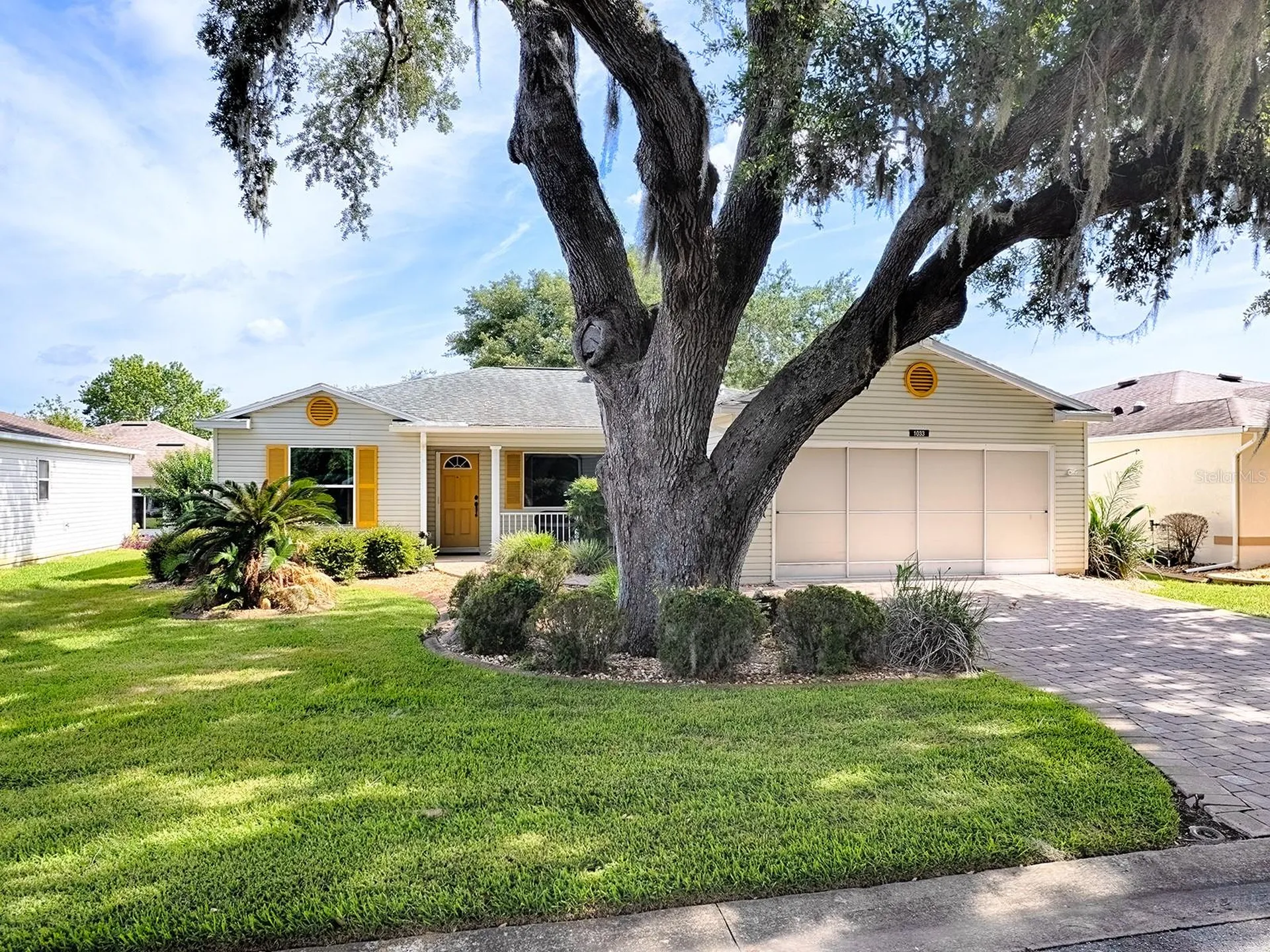 1033 Meadowbend Drive Leesburg FL 34748