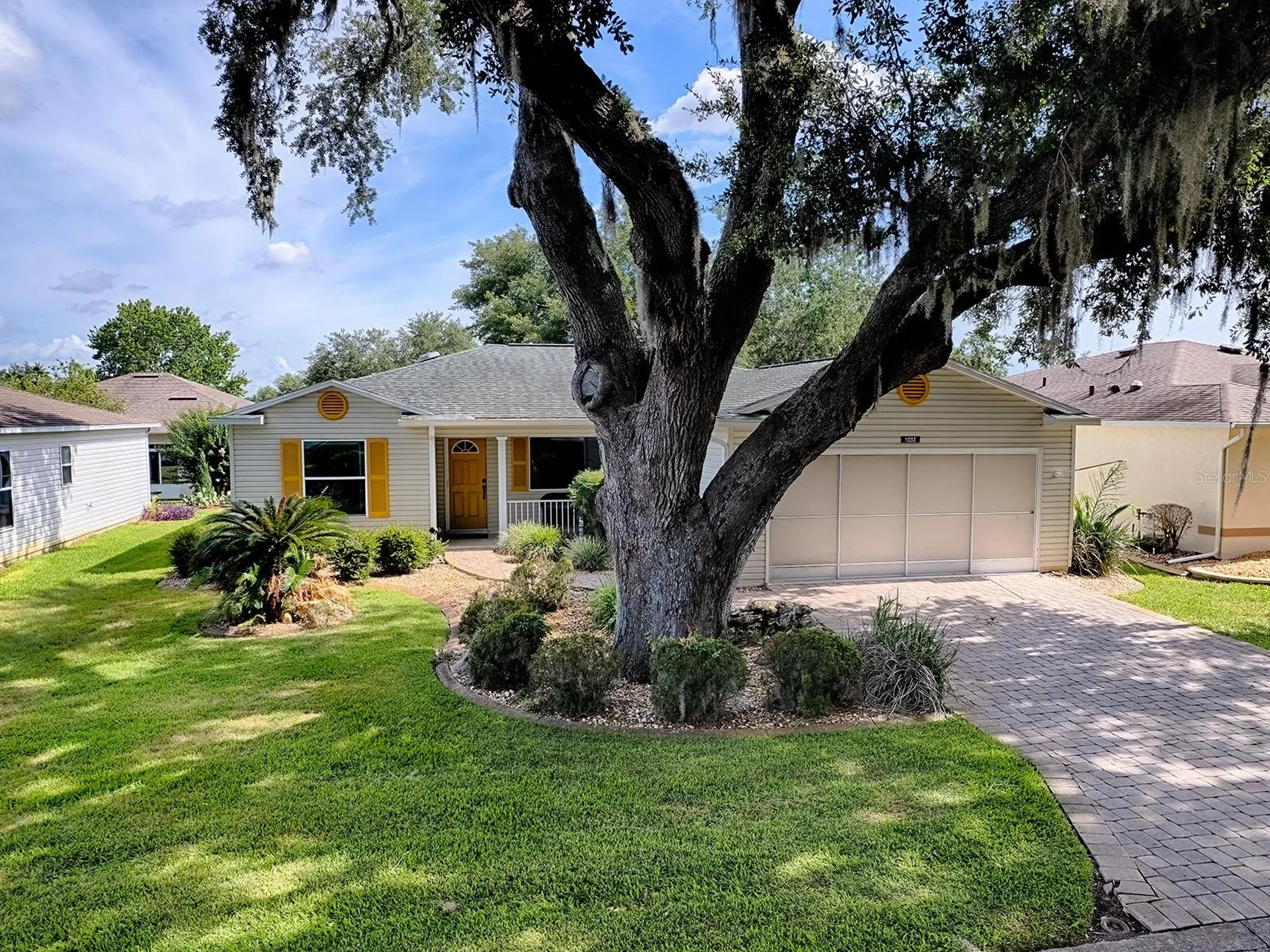 1033 Meadowbend Drive Leesburg FL 34748