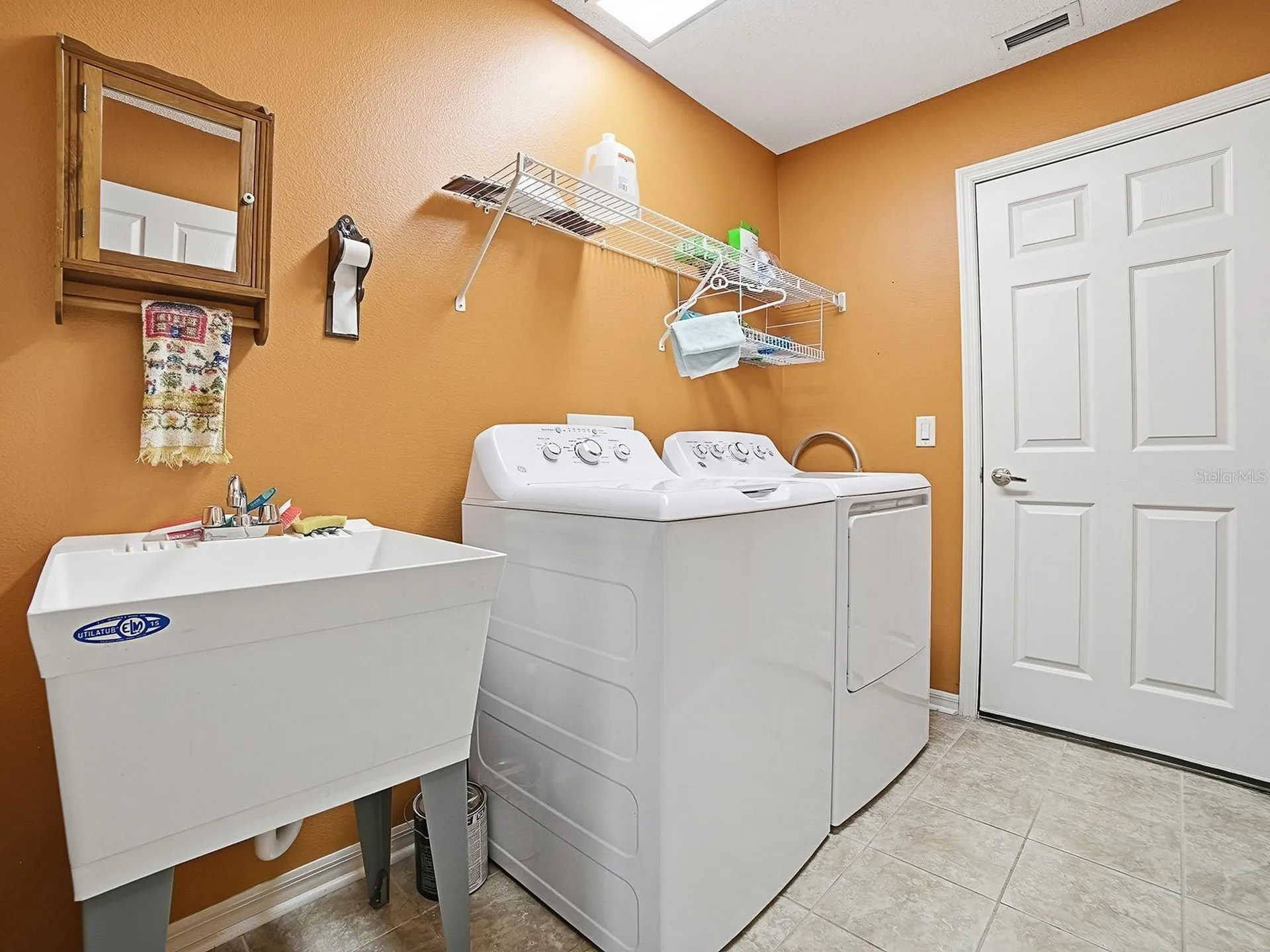 1033 Meadowbend Drive Leesburg FL 34748