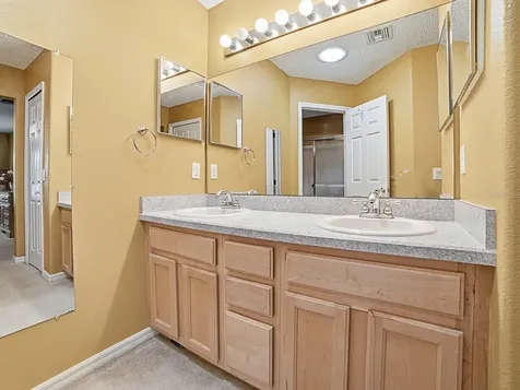 1033 Meadowbend Drive Leesburg FL 34748