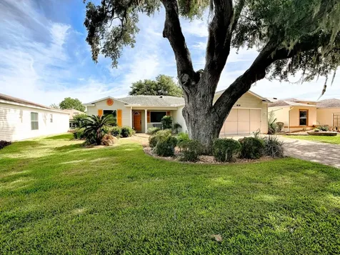 1033 Meadowbend Drive Leesburg FL 34748