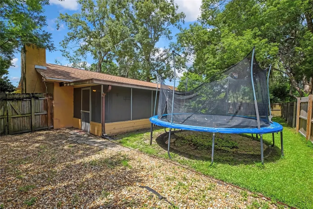 1931 SE 39th Street Ocala FL 34480