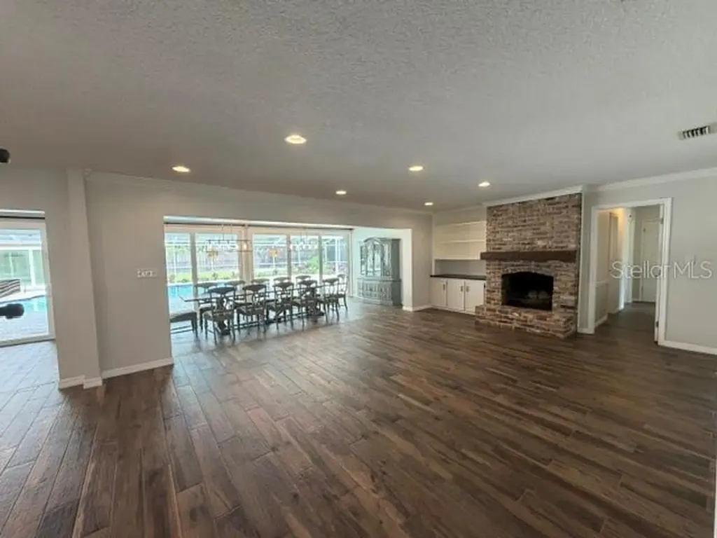 210 W Timbercove Circle Longwood FL 32779