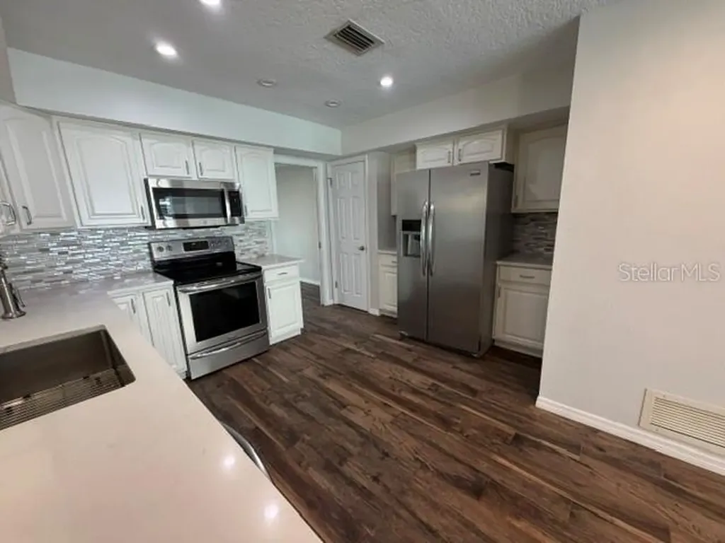 210 W Timbercove Circle Longwood FL 32779