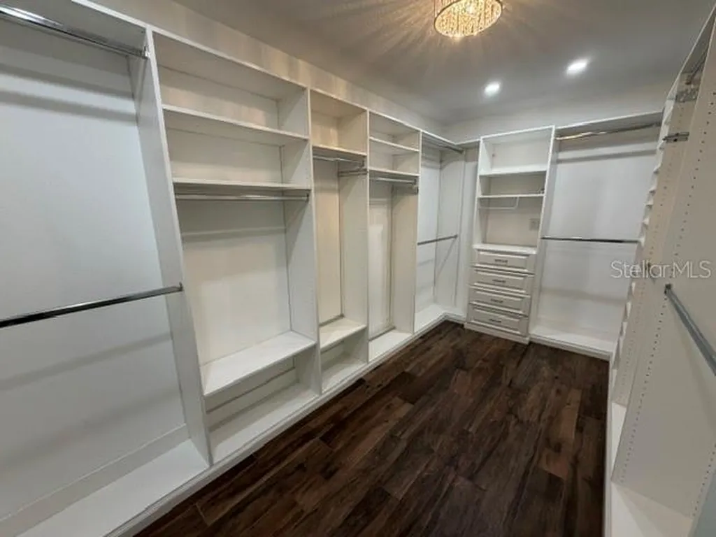 210 W Timbercove Circle Longwood FL 32779