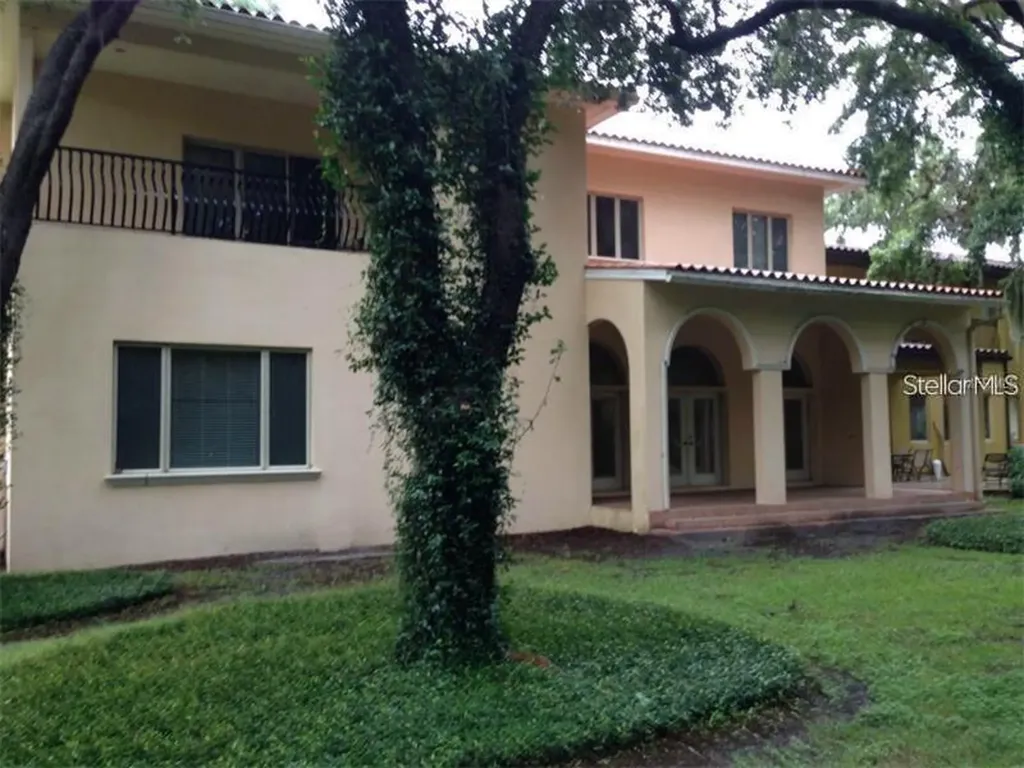 1974 Freedom Drive Clearwater FL 33755