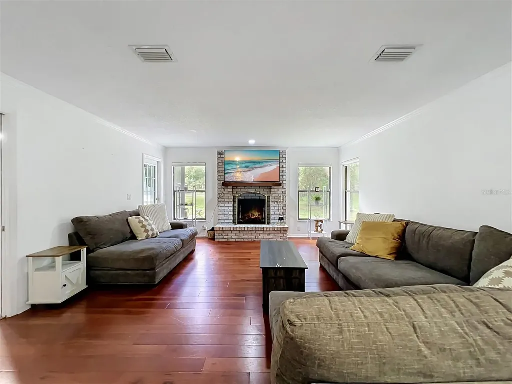 975 Dyson Drive Winter Springs FL 32708