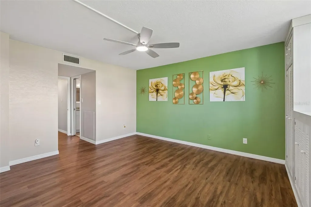 4715 Bay Street NE St Petersburg FL 33703