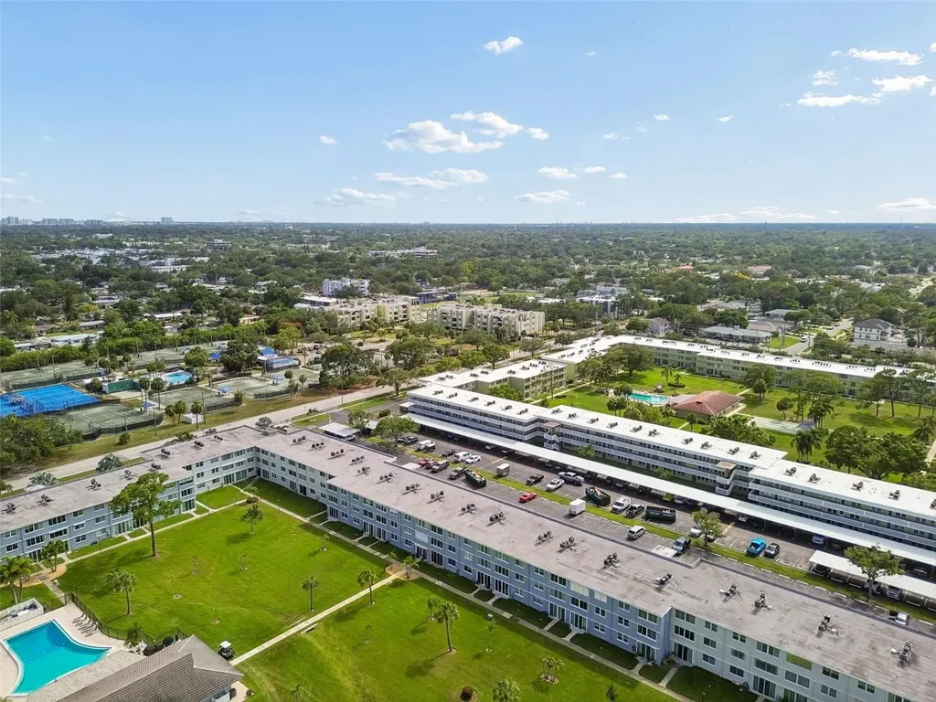 4715 Bay Street NE St Petersburg FL 33703