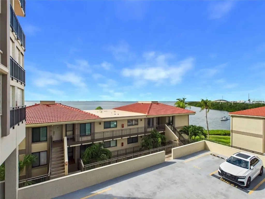 6372 Palma Del Mar Boulevard S St Petersburg FL 33715