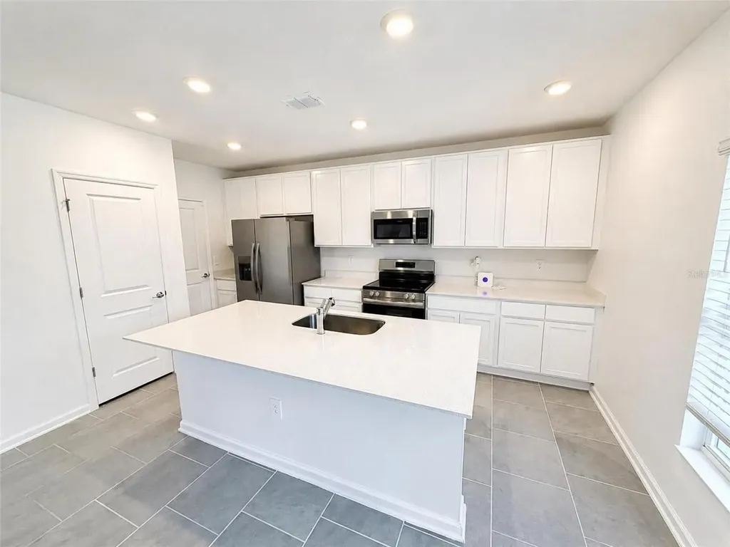 832 Timberland Drive Eagle Lake FL 33839
