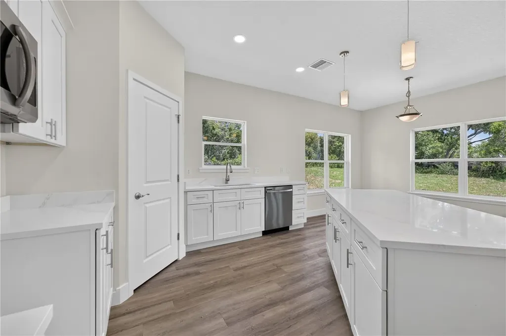 631 S Anchor Drive Deltona FL 32725