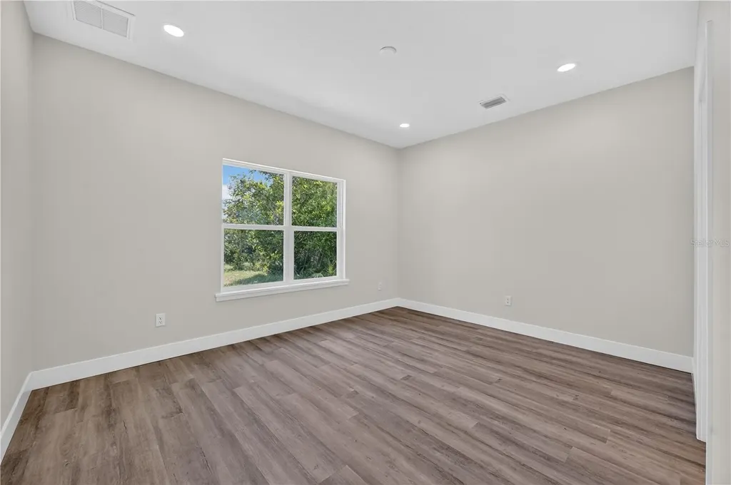 631 S Anchor Drive Deltona FL 32725