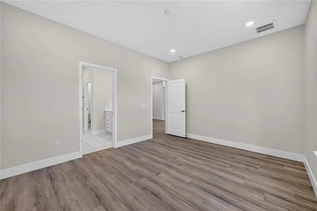 631 S Anchor Drive Deltona FL 32725