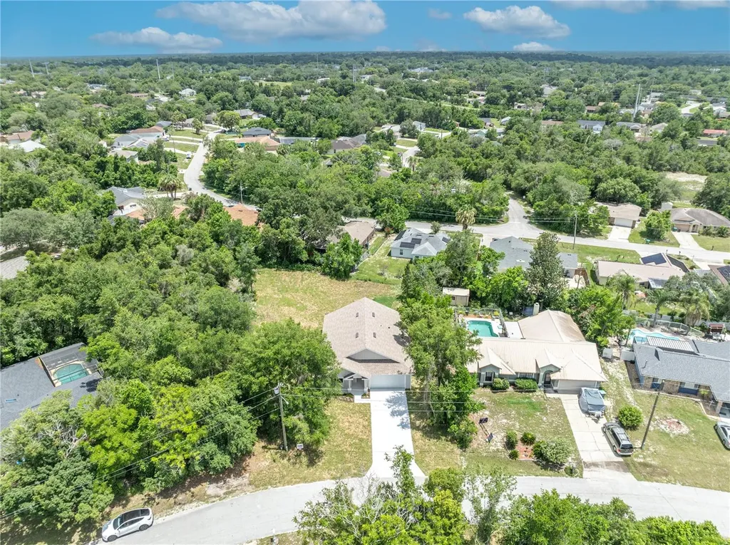 631 S Anchor Drive Deltona FL 32725