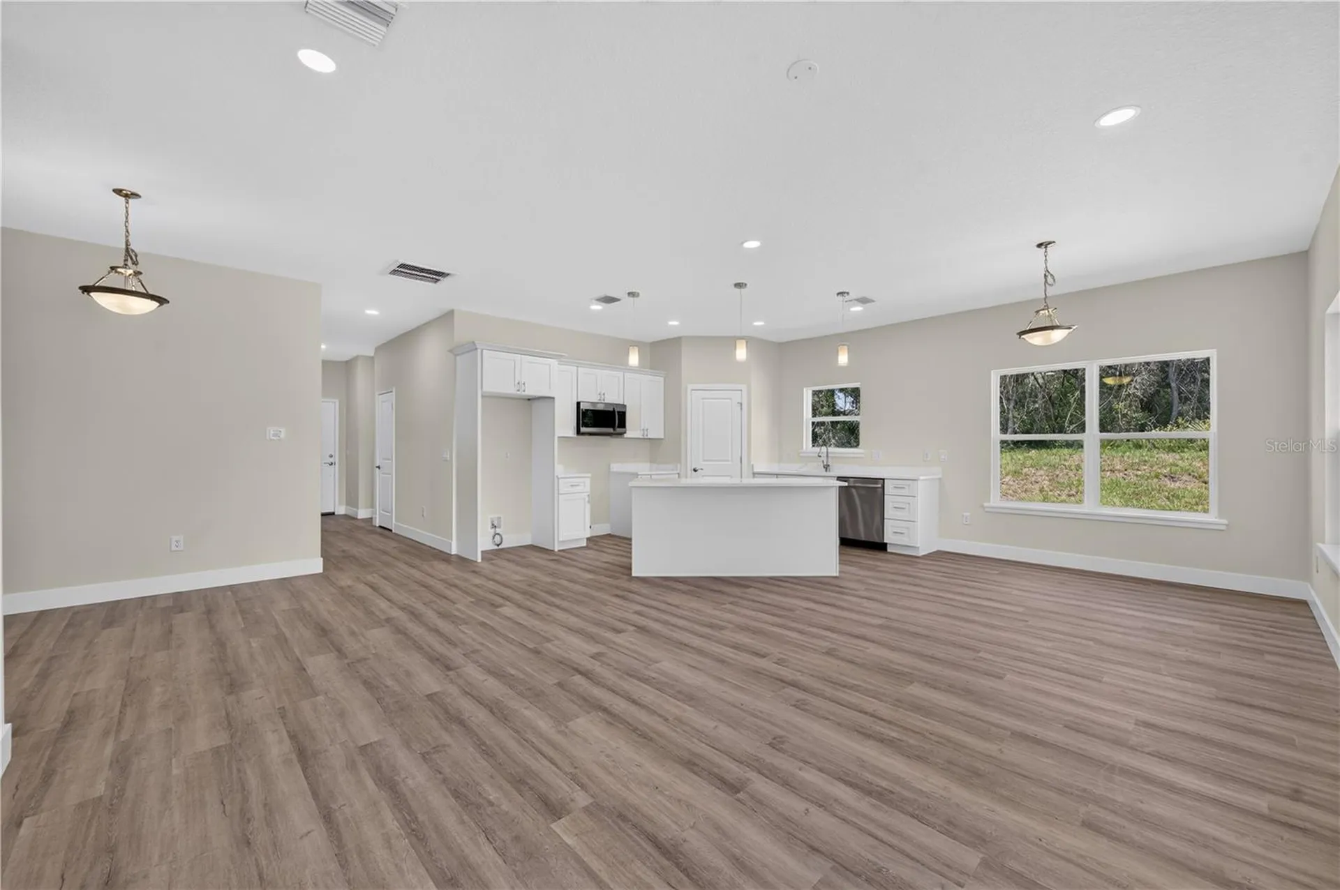 631 S Anchor Drive Deltona FL 32725