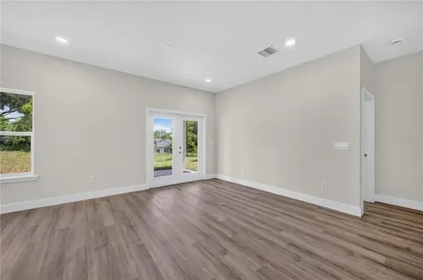 631 S Anchor Drive Deltona FL 32725