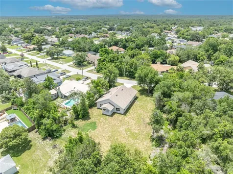 631 S Anchor Drive Deltona FL 32725