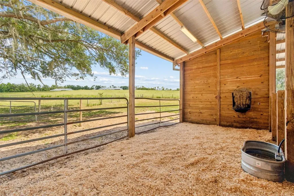 17345 Sweetwater Road Dade City FL 33523