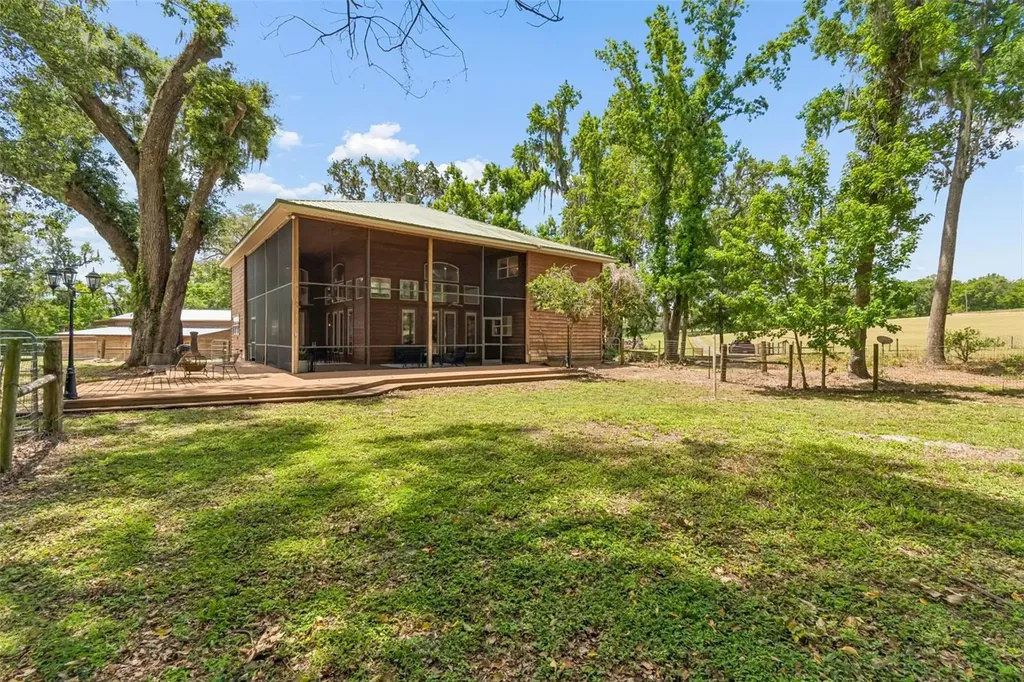 17345 Sweetwater Road Dade City FL 33523