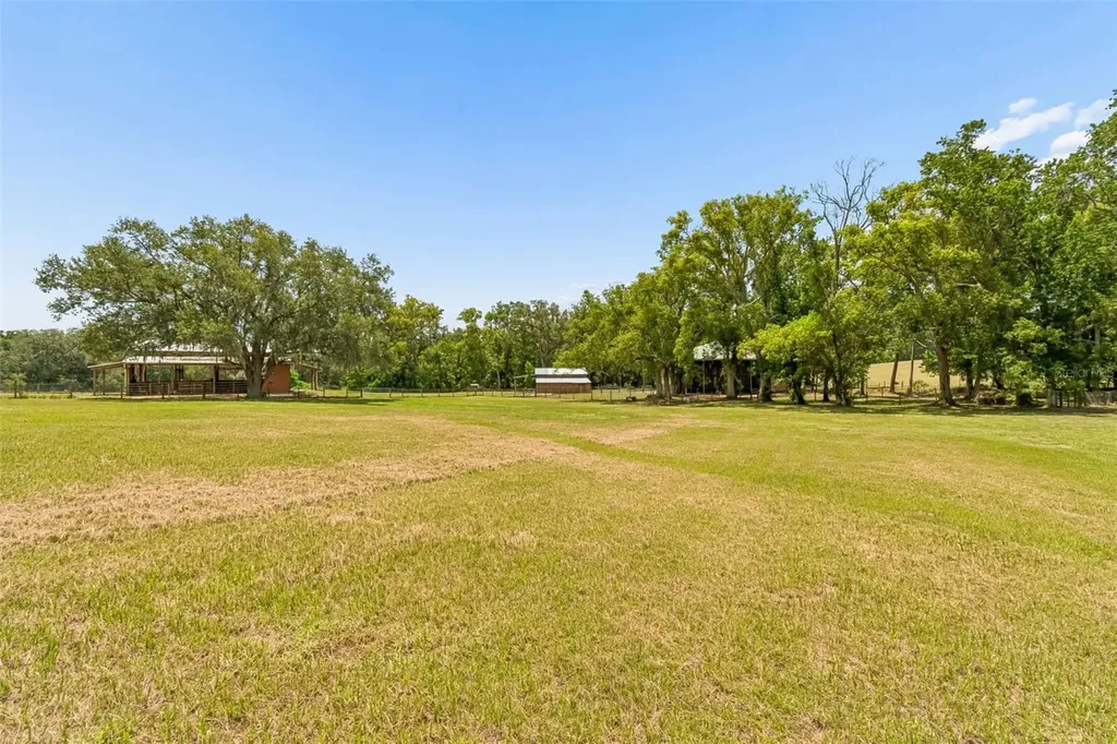 17345 Sweetwater Road Dade City FL 33523