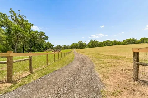 17345 Sweetwater Road Dade City FL 33523