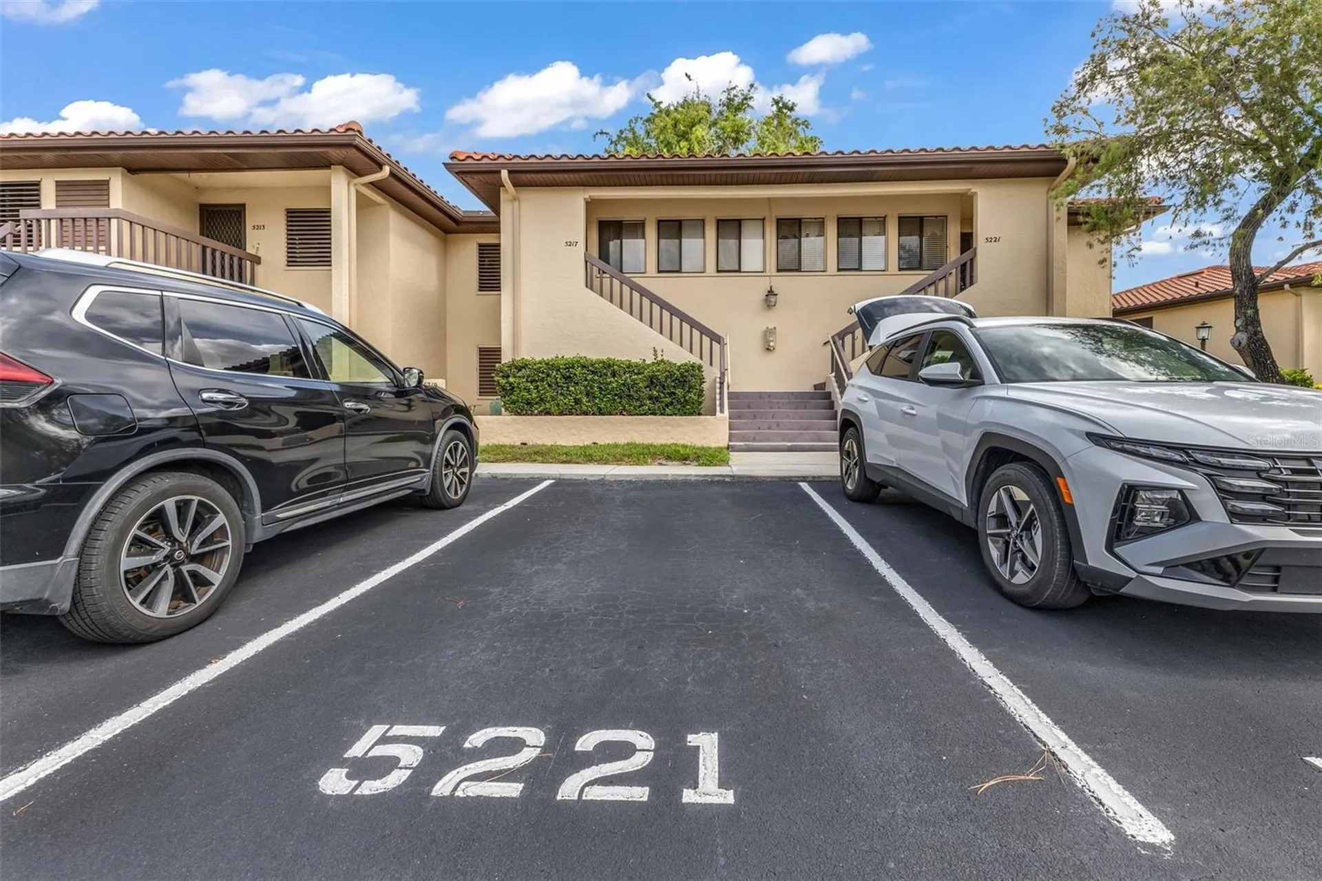 5221 Lake Village Drive Sarasota FL 34235