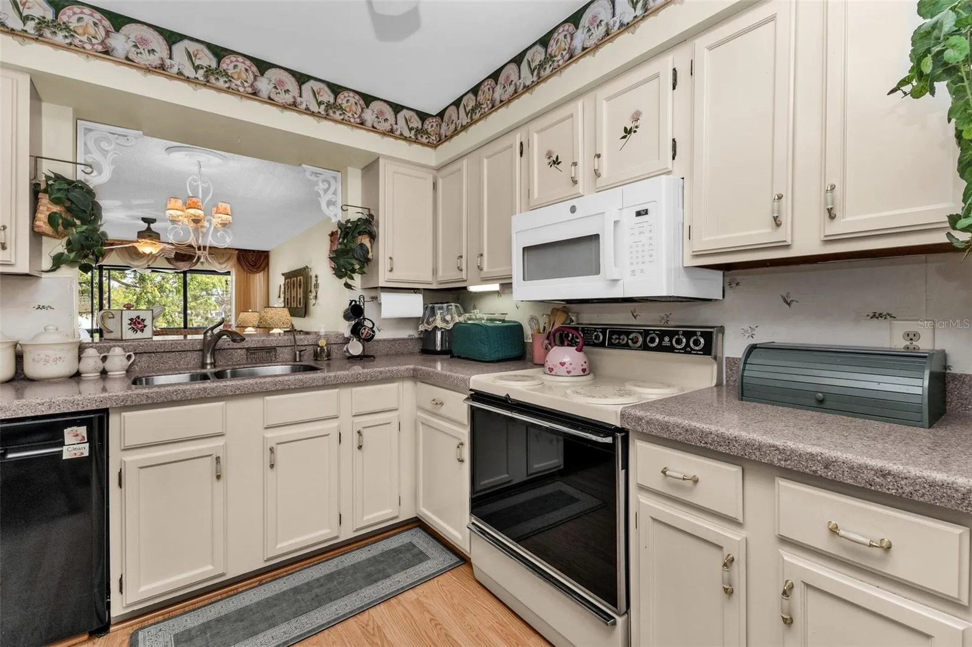 5221 Lake Village Drive Sarasota FL 34235